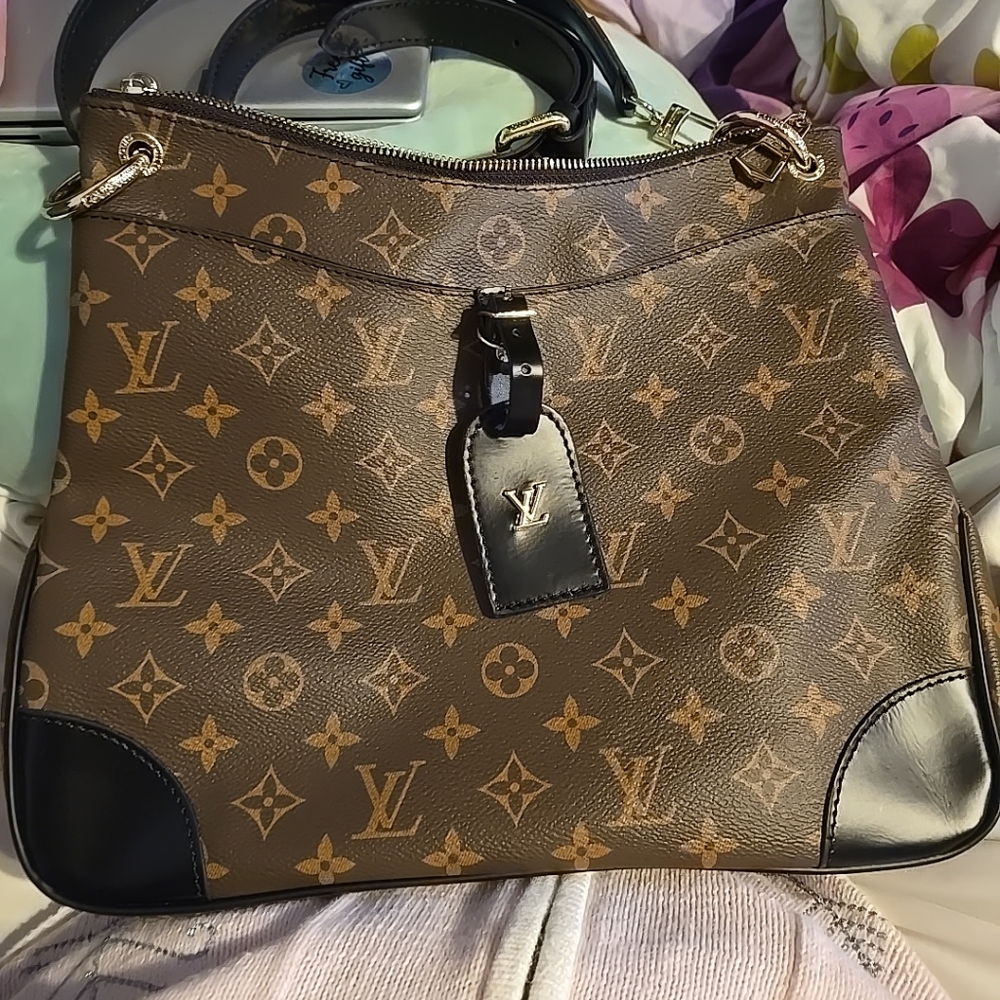 Louis vuitton shoulder/crossbody purse high end replica